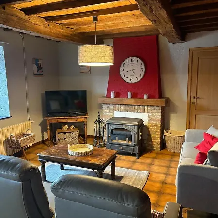 De La Ruelle Semesterbostad Couvin